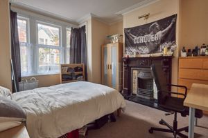 Bedroom- click for photo gallery